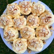 Gluten-free Amaretto Cupcakes with sliced almonds